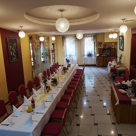 Hotel Zulawy エルブロンク エクステリア 写真