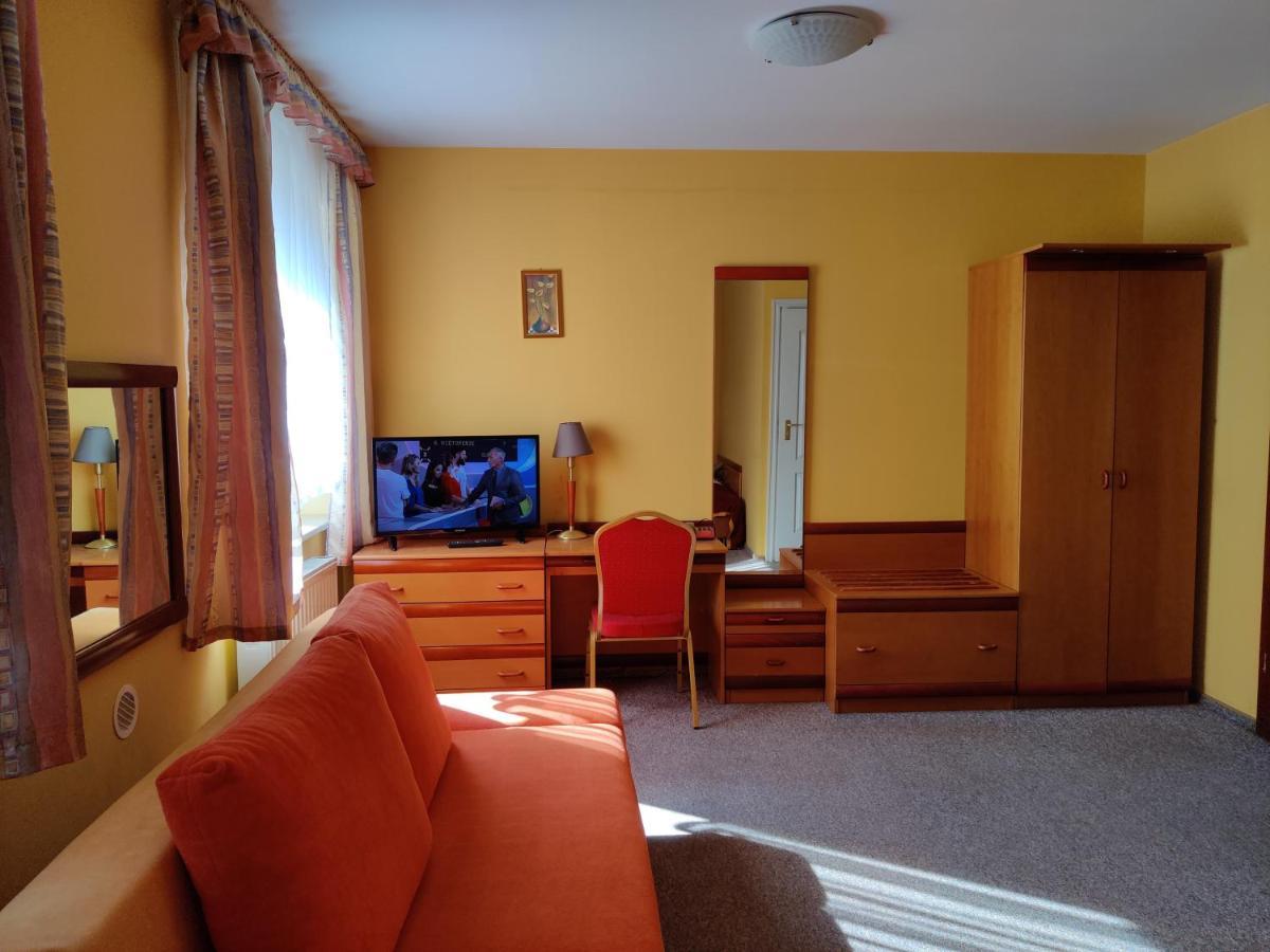 Hotel Zulawy エルブロンク エクステリア 写真