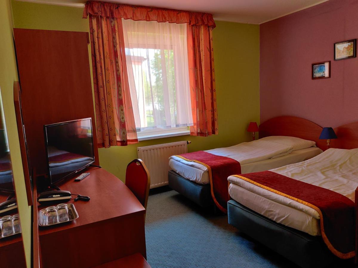 Hotel Zulawy エルブロンク エクステリア 写真