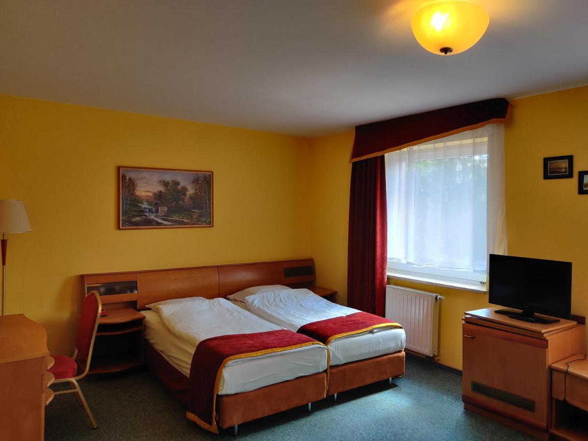 Hotel Zulawy エルブロンク エクステリア 写真